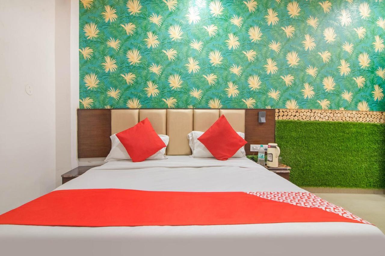Oyo 48489 Adarsh Plaza Otel Saharanpur Dış mekan fotoğraf